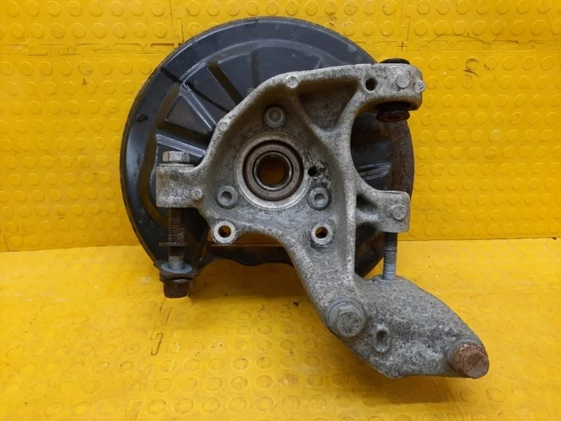 Кулак поворотный Volkswagen Tiguan 2019 5QF505436F AD1 DFH, задний правый