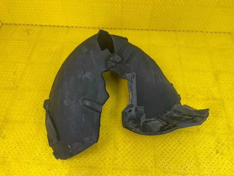 Подкрылок Volkswagen Touareg 2020 760805912D CR7 CVMD, задний правый