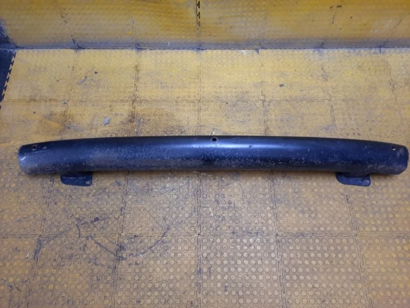 Усилитель бампера Skoda Octavia 2000-2011 1U6807319A А4, задний