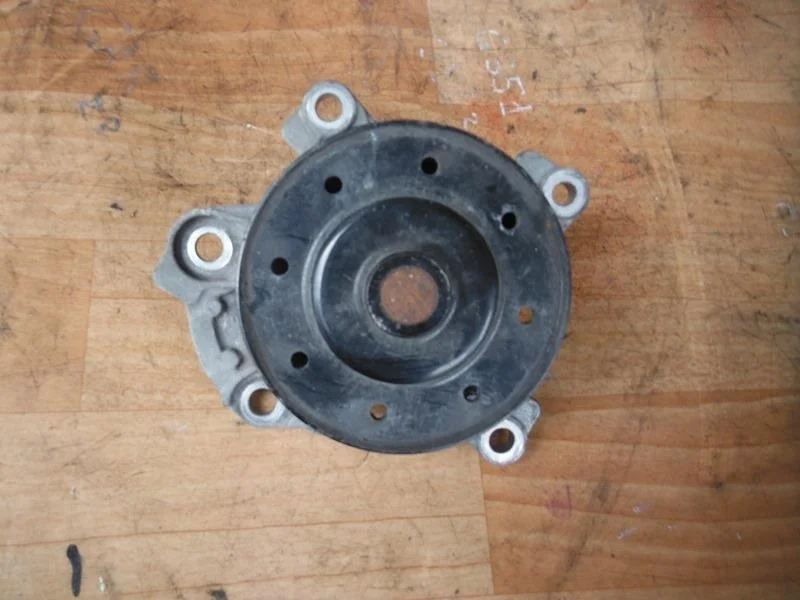 Б.у. помпа TOYOTA RAV4 ZSA30 TOYOTA RAV4 ZSA30