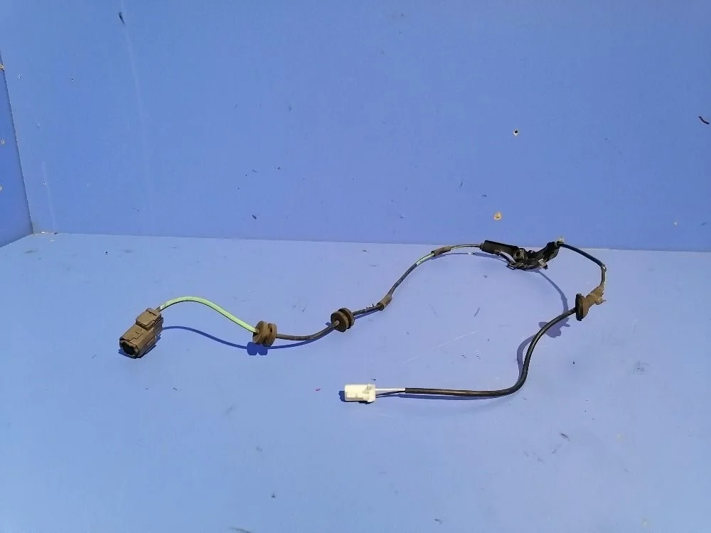 Провод датчика ABS Toyota Corolla XI (2012—2016) 8951647070