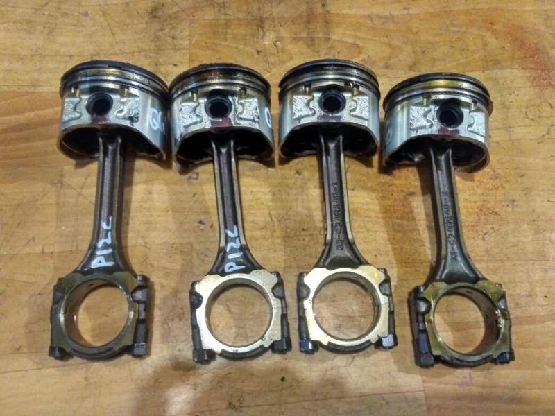 Б.у. шатун NISSAN PRIMERA P12 NISSAN PRIMERA P12