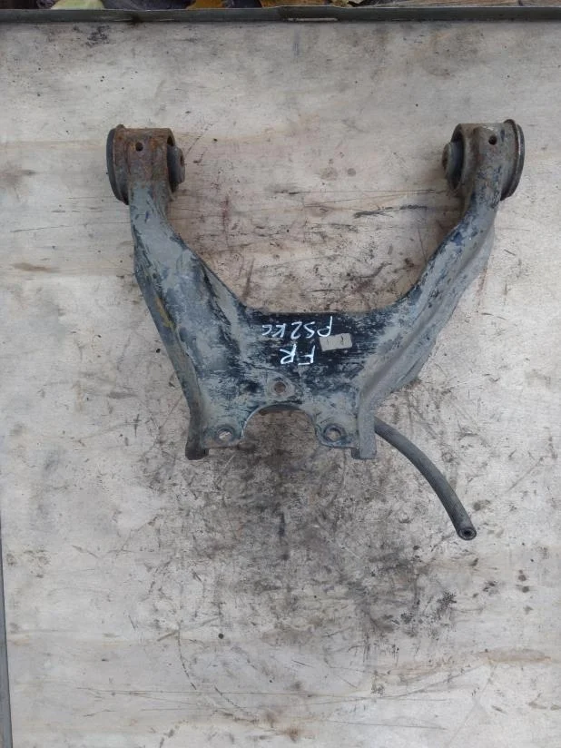 Б.у. рычаг MITSUBISHI PAJERO SPORT KH4W MITSUBISHI PAJERO SPORT KH4W