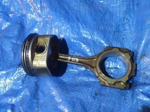 Б.у. шатун TOYOTA LAND CRUISER J200 TOYOTA LAND CRUISER J200