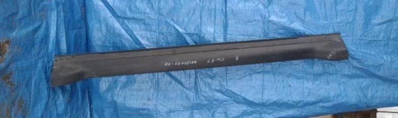 Б.у. порог пластиковый MITSUBISHI OUTLANDER XL CW5W MITSUBISHI OUTLANDER XL CW5W