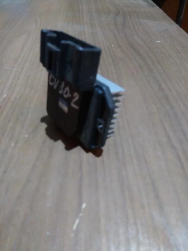 Б.у. резистор печки TOYOTA CAMRY V30 ACV30 TOYOTA CAMRY V30 ACV30