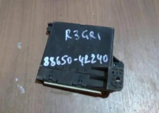 Б.у. блок управления кондиционером TOYOTA RAV4 ACA30 TOYOTA RAV4 ACA30