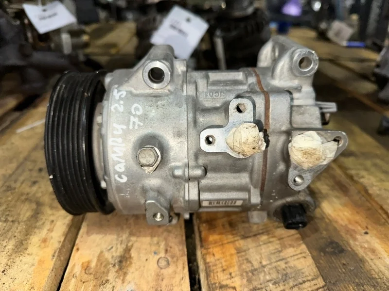 Компрессор кондиционера Toyota Camry 2017-2020 8831033320 70 2AR