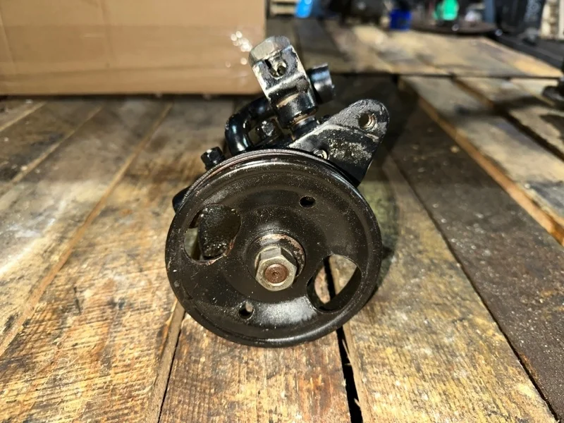 Гур насос Nissan Murano 2003-2008 49110CA000 Z50 VQ35