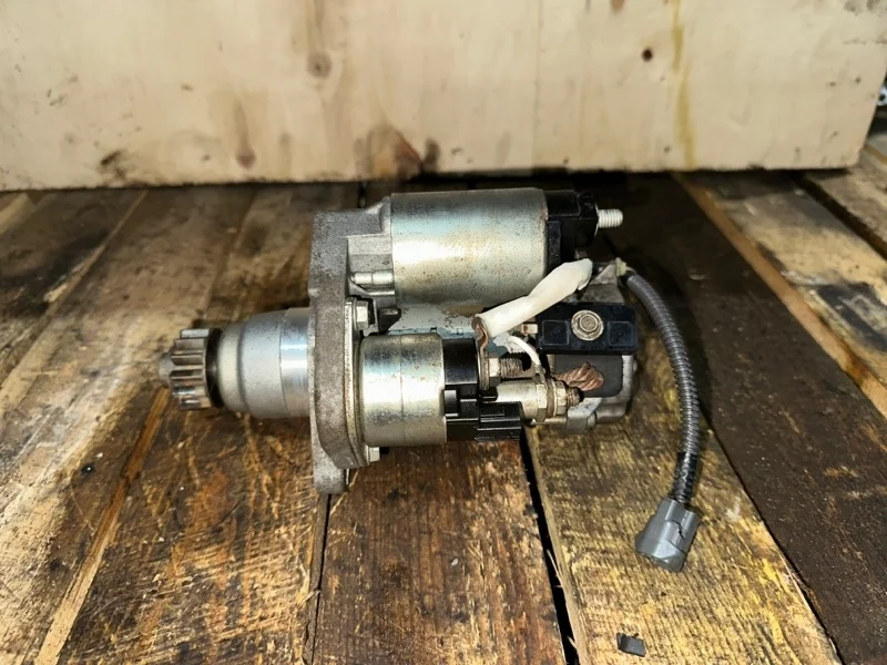 Стартер Lexus RX200t NX200t 2810036170 8AR FTS