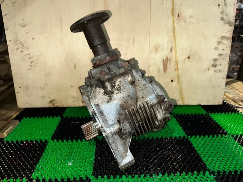 Раздатка редуктор NISSAN Murano 2003-2008 33101CA000 Z50
