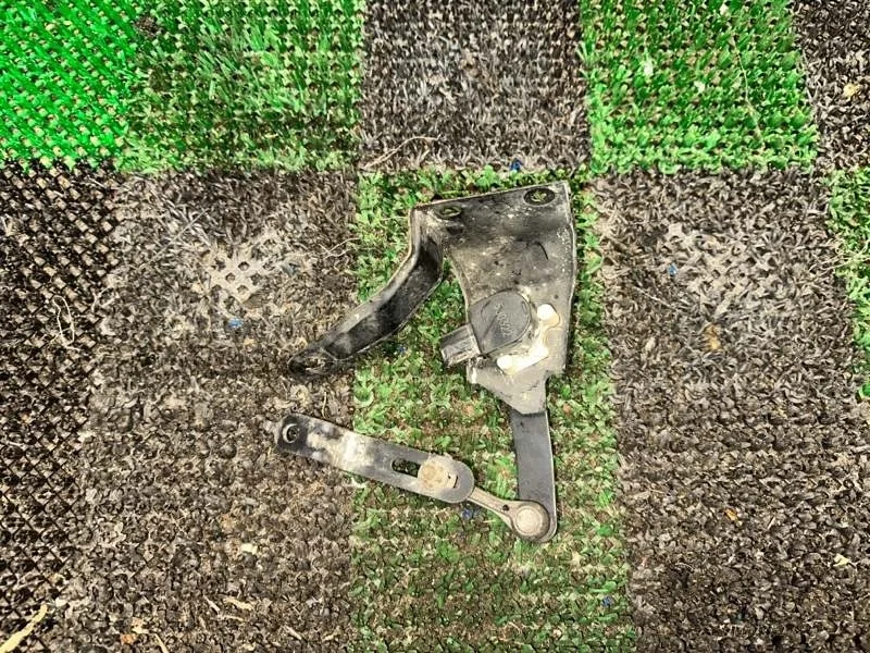 Датчик высоты подвески Lexus GS IS 2005-2011 8940830130, задний