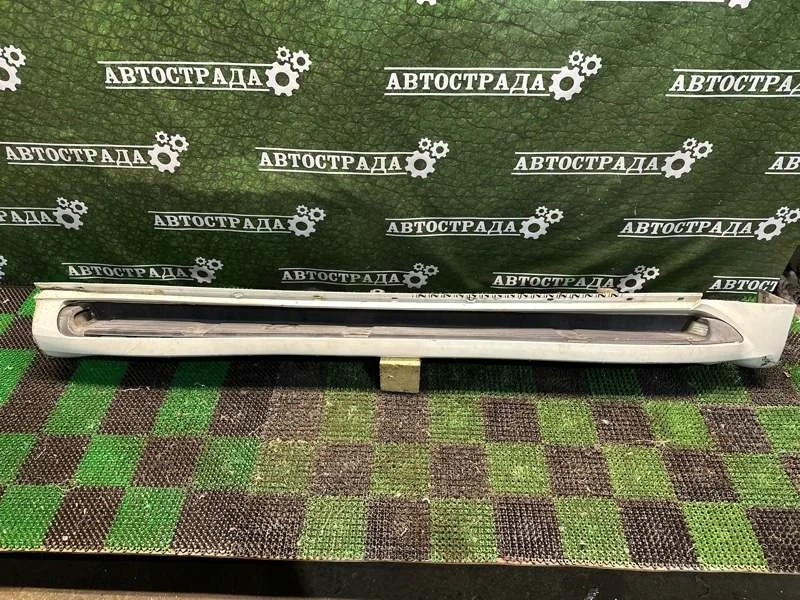 Подножка порог Lexus GX470 5178160220 J120, правая