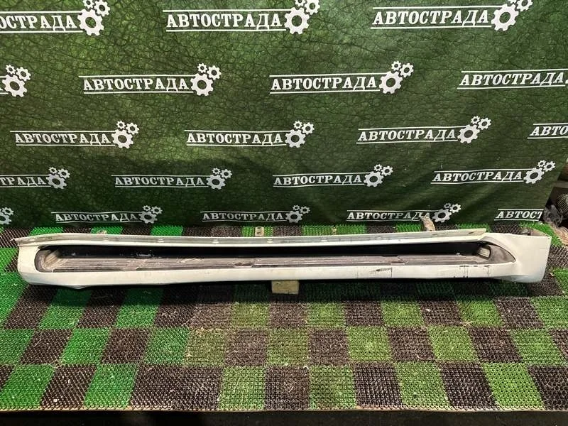 Подножка порог Lexus GX470 5178160220 J120, правая