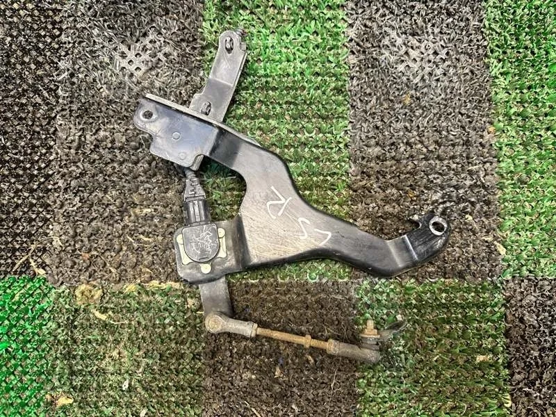 Датчик уровня кузова Lexus LS460 8940550070, передний правый