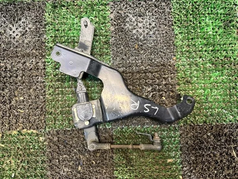 Датчик уровня кузова Lexus LS460 8940550070, передний правый