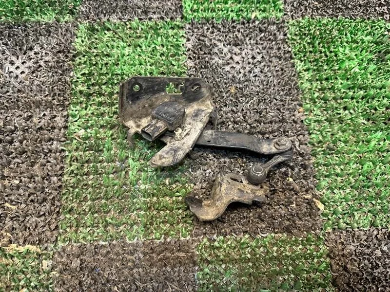 Датчик высоты подвески Lexus LS 2006-2017 8940750070, задний правый