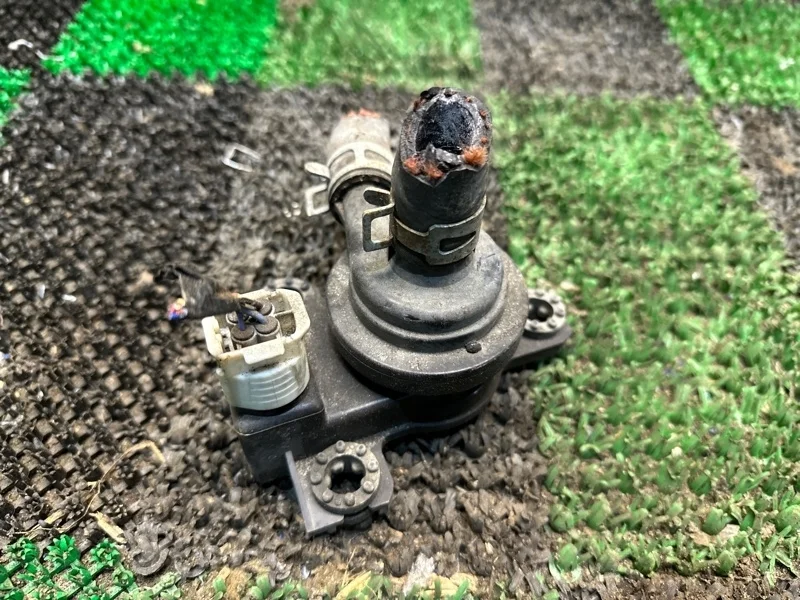 Помпа инвертора Lexus RX400h 2003-2008 G904048080