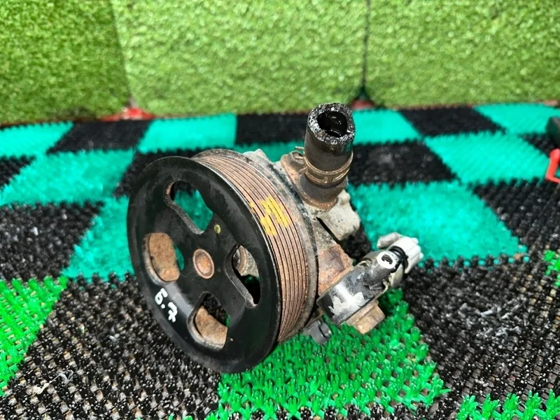 Насос ГУР Toyota Tundra 443100C090 3UR 5.7