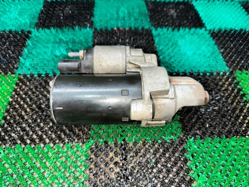 Стартер Audi 06E911023C