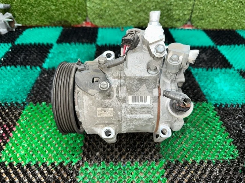 Компрессор кондиционера Lexus RX270 2010-2015 8831048262 1AR 2.7