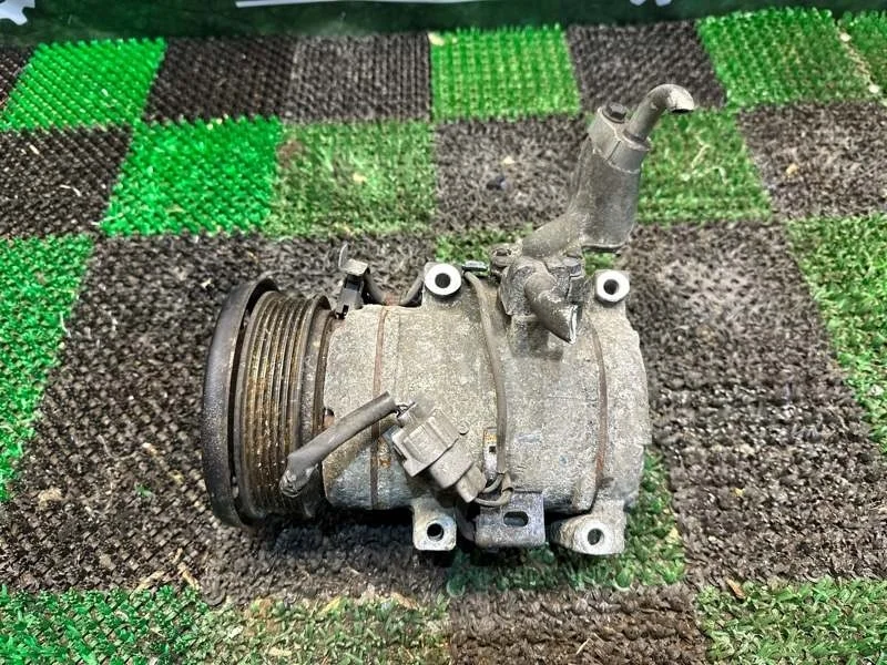 Компрессор кондиционера Lexus RX300 RX330 1998-2008 8832048090 3.0 3.3