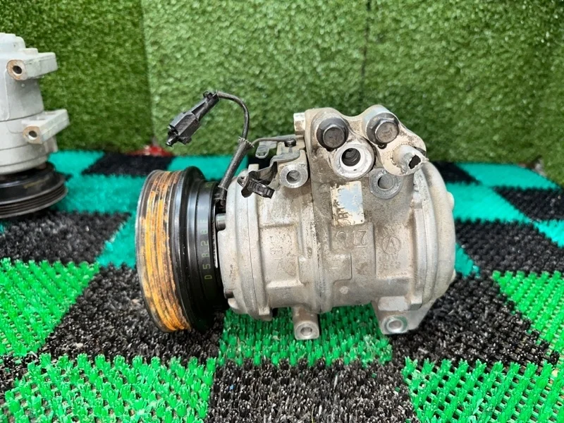 Компрессор кондиционера Hyundai Tucson 2003-2010 977012E300 2.7