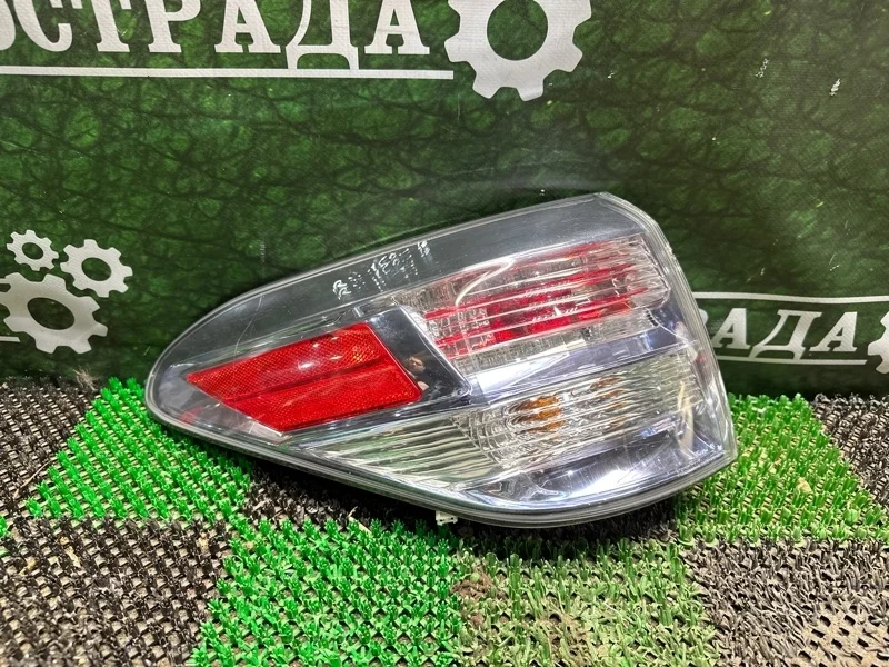Фонарь LEXUS RX450h 2009-2012 8156148250, задний левый