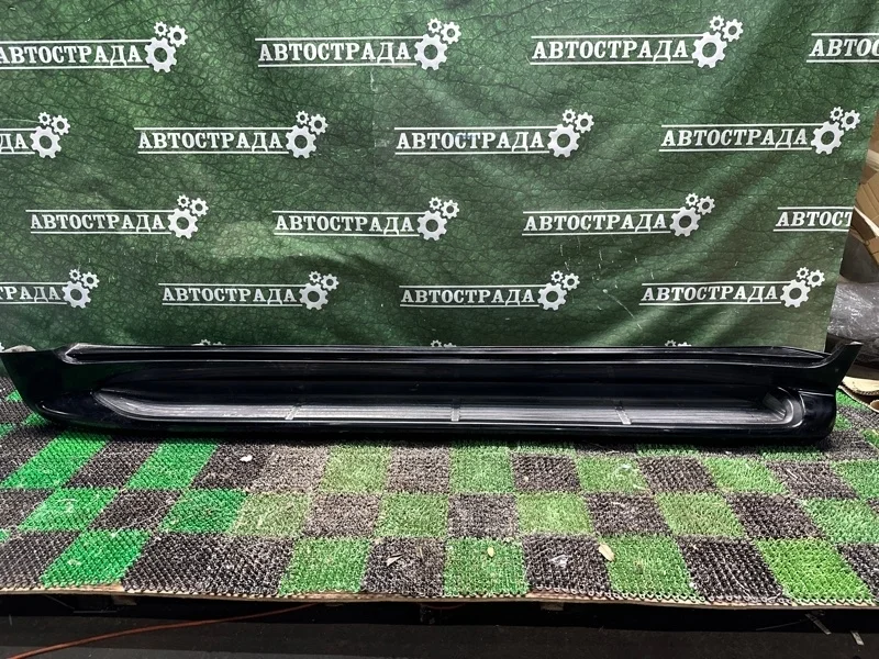 Подножка порог Lexus LX570 2007-2015 5177460160C0, левая