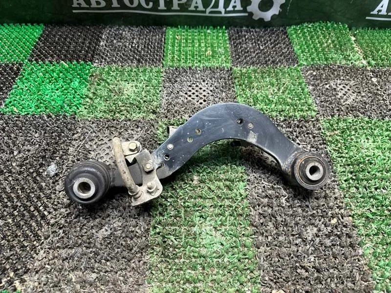 Рычаг Toyota Highlander 2013-2019 4877048010 U50, задний