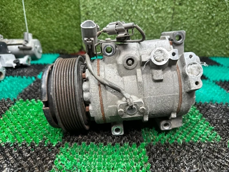 Компрессор кондиционера Lexus GX460 2009-2022 883206A520