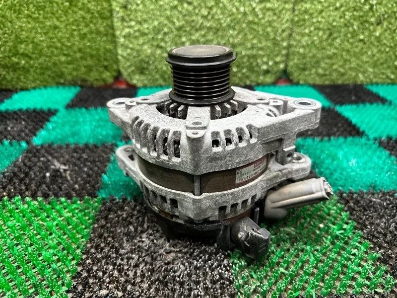 Генератор TOYOTA HIGHLANDER 2012-2019 270600P241 U50 3.5