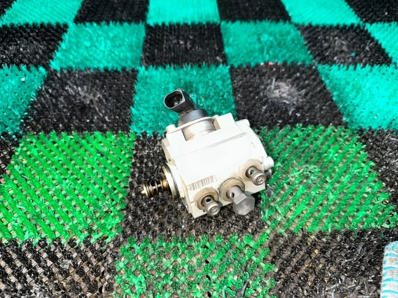 ТНВД AUDI VOLKSWAGEN 2003-2007 06D127026J