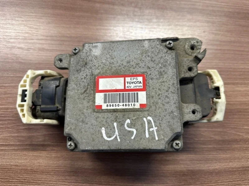 Блок управления рулевой рейкой LEXUS RX400h 2003-2008 8965048010