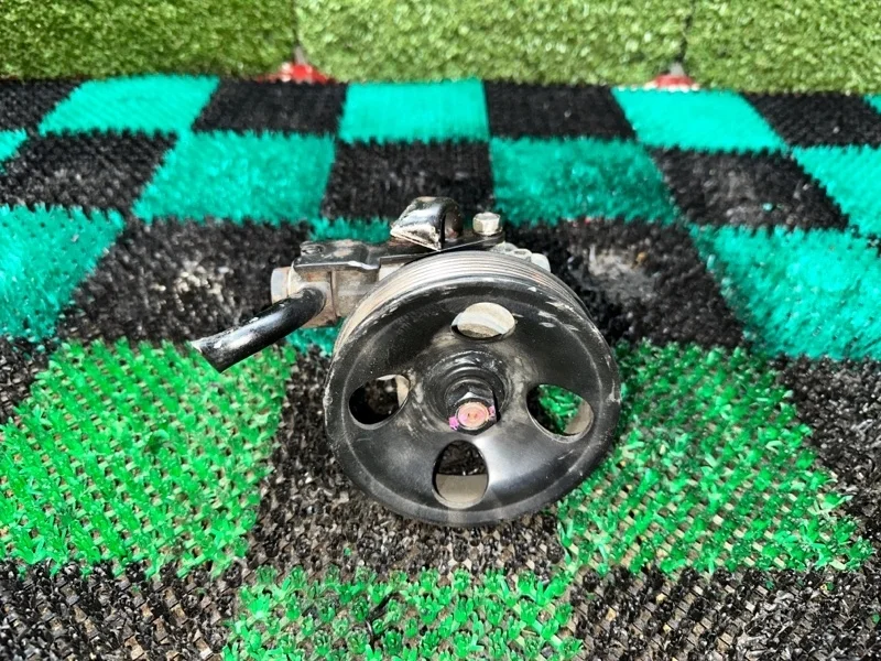 Насос ГУР HYUNDAI Santa Fe 2004-2009 571002B000 D4EB