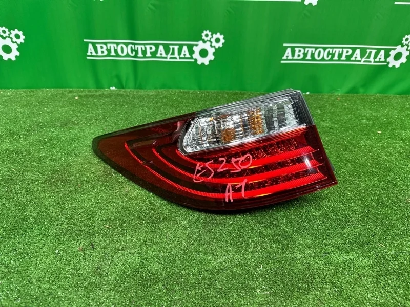Фонарь Lexus ES 6 2012-2015 8156133570, задний левый
