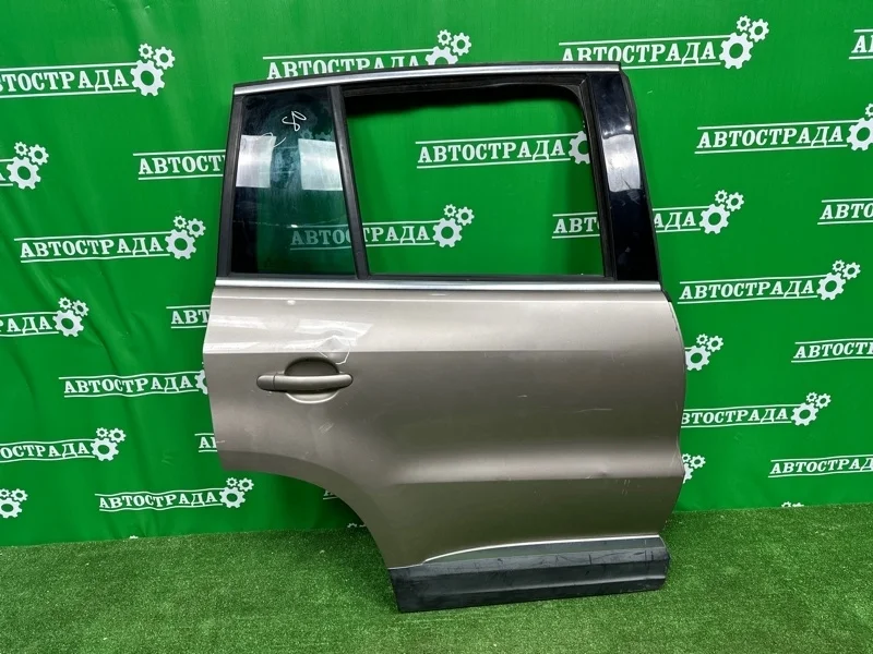 Дверь Volkswagen Tiguan 2008-2018 5N0833056A NF, задняя правая