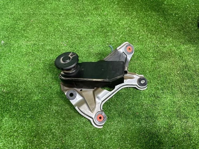 Моторчик дворника Toyota Highlander 2007-2014 8513048040 U40