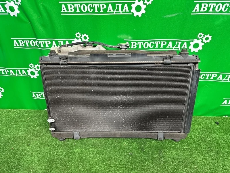 Кассета радиаторов Lexus Es250 2012-2017 8846033170