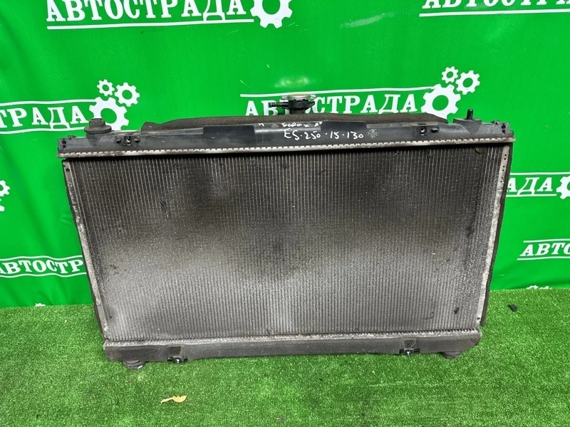 Радиатор двигателя Lexus Es250 2012-2017 1640036230