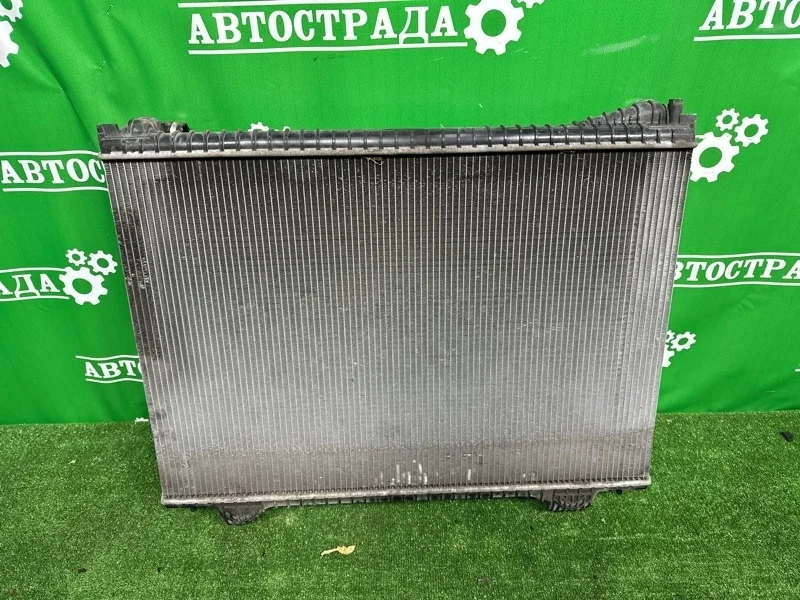 Радиатор двигателя Jaguar F PACE 2015-2020 T4A3255