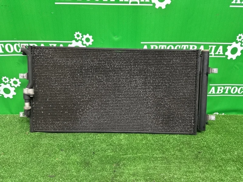 Радиатор кондиционера Audi A5 2010-2018 4G0260401Q C7