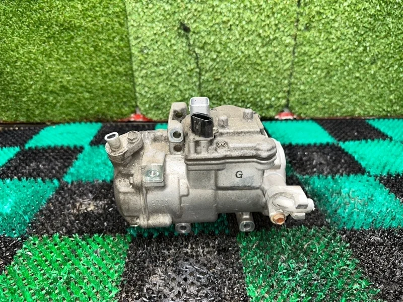 Компрессор кондиционера Lexus RX450h 2009-2014 8837048030 2GR FXE