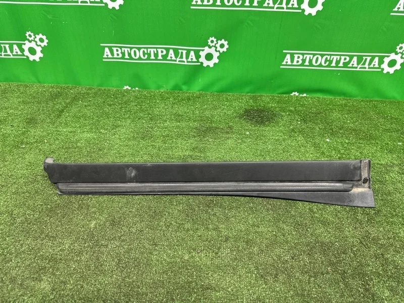 Молдинг двери Lexus RX 2009-2015 7574548020, задний правый