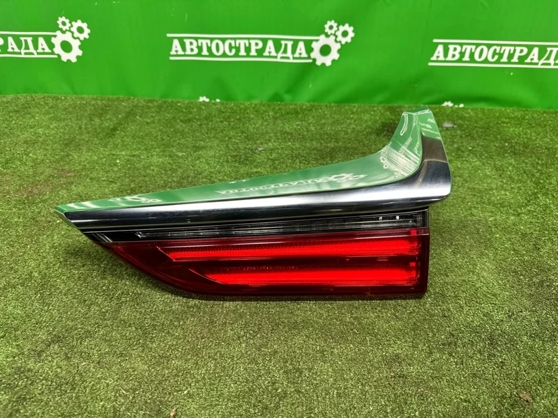 Фонарь Lexus LX 2015-2022 8158160331, задний правый