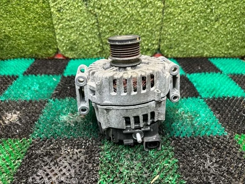 Генератор Mercedes GLE 2015-2024 A0009068706