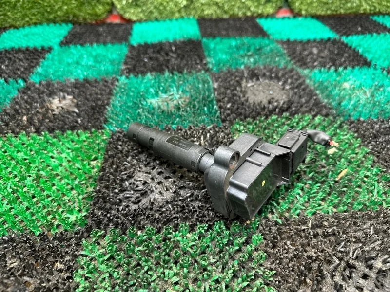 Катушка зажигания Mercedes 2007-2015 A0001502580 M271.860