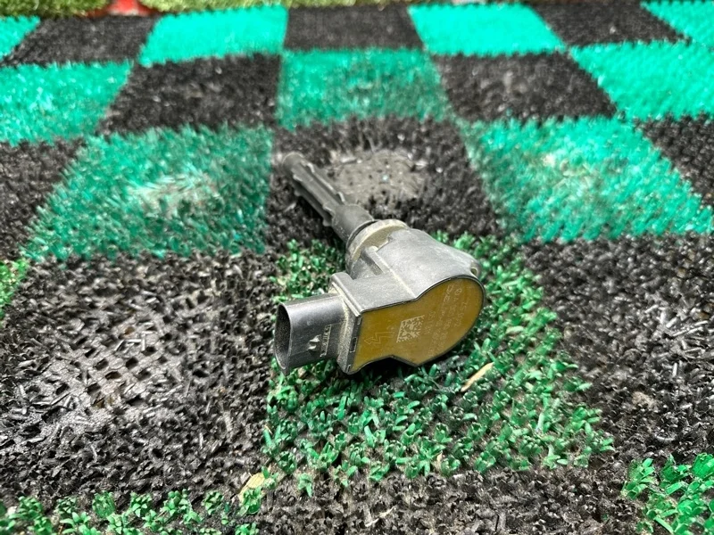 Катушка зажигания Mercedes A0001502680