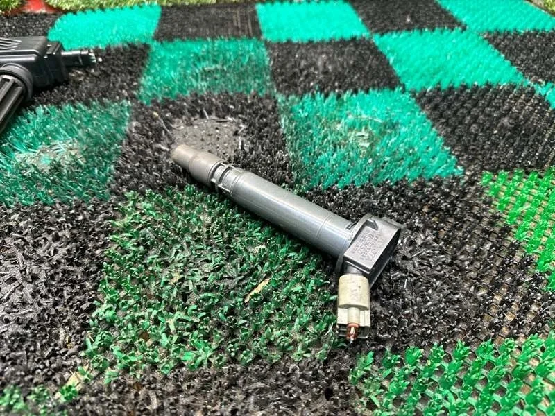 Катушка зажигания Toyota ES250 2012-2017 9091902256 2AR