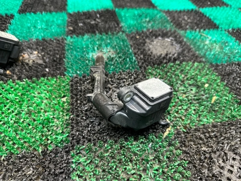 Катушка зажигания Mercedes 2009-2020 A2709060500